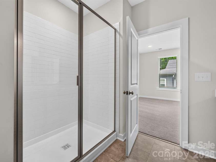 1136 Bismuth Lane, Charlotte, NC 28211.  MLS# CAR4356205, YatesRealty ID 3707. 