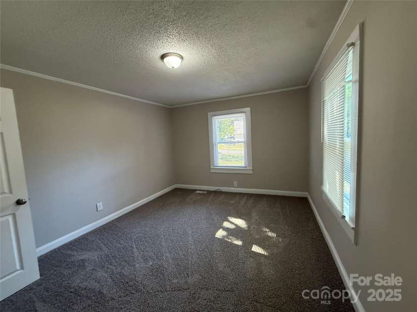 1555 Collinston Drive, Gastonia, NC 28052.  MLS# CAR4304198, YatesRealty ID 3707. 