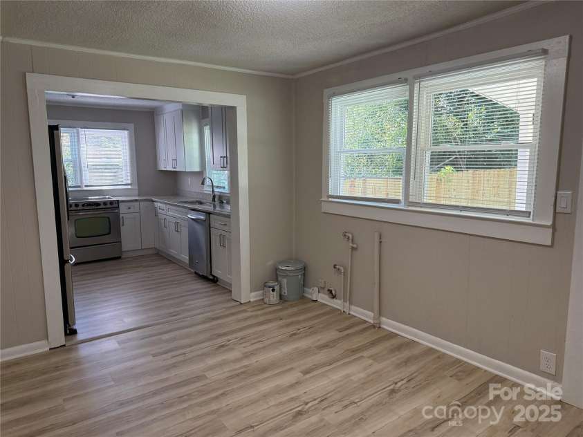 1555 Collinston Drive, Gastonia, NC 28052.  MLS# CAR4304198, YatesRealty ID 3707. Dining/Flex Space