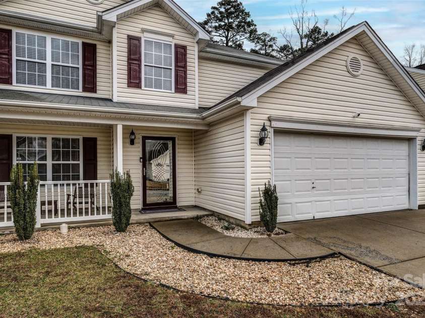 3005 Woodbluff Drive, Greensboro, NC 27406.  MLS# CAR4224024, YatesRealty ID 3707. 