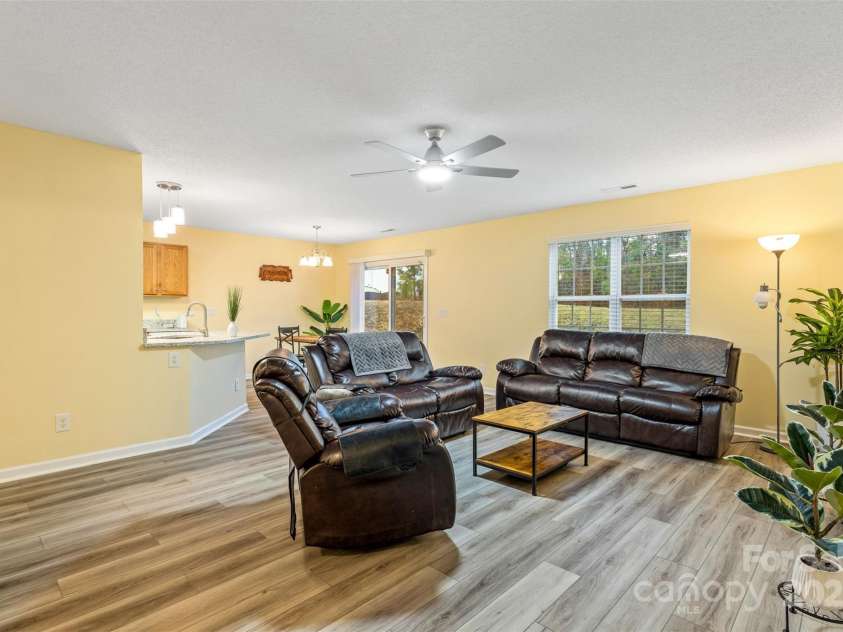 3005 Woodbluff Drive, Greensboro, NC 27406.  MLS# CAR4224024, YatesRealty ID 3707. 