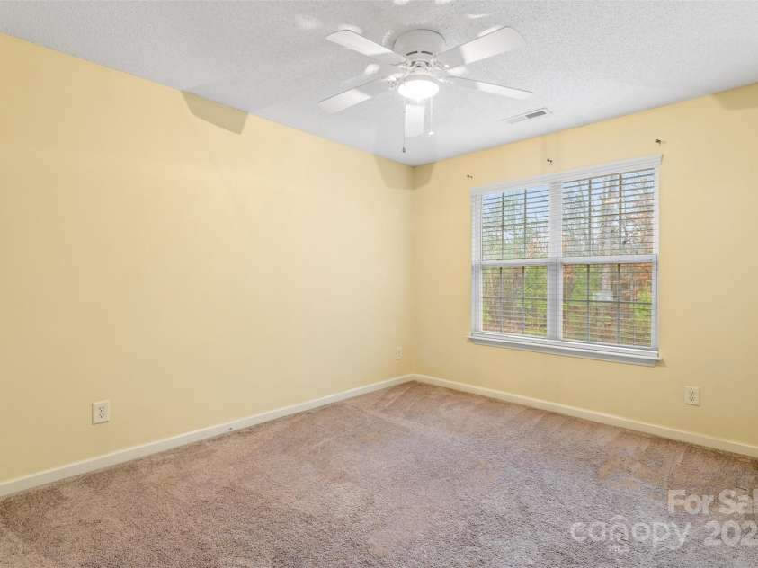3005 Woodbluff Drive, Greensboro, NC 27406.  MLS# CAR4224024, YatesRealty ID 3707. 