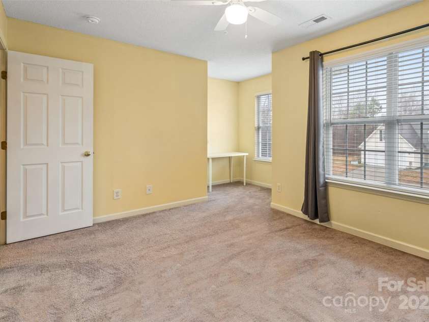 3005 Woodbluff Drive, Greensboro, NC 27406.  MLS# CAR4224024, YatesRealty ID 3707. Second level bedroom