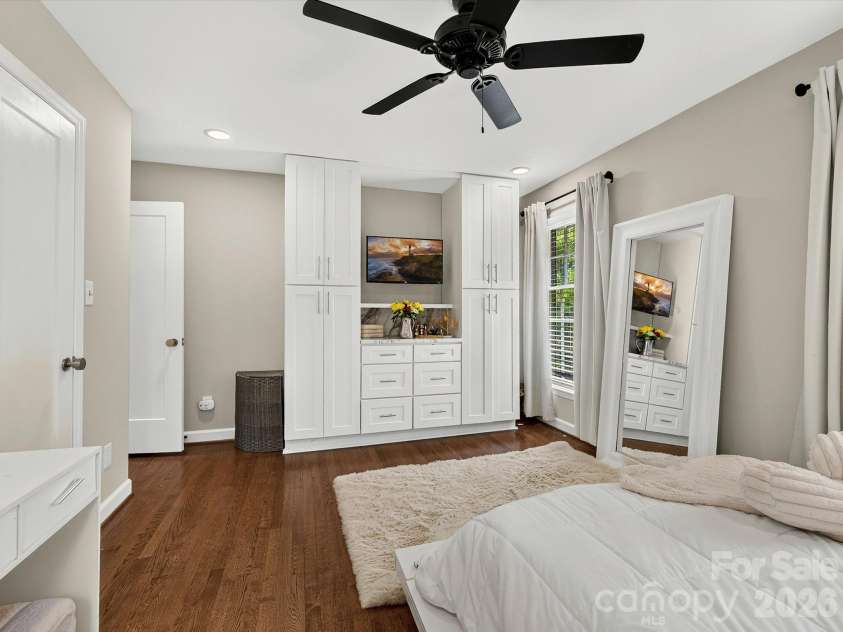 1401 Worcaster Place, Charlotte, NC 28211.  MLS# CAR4399075, YatesRealty ID 37070. Bedroom