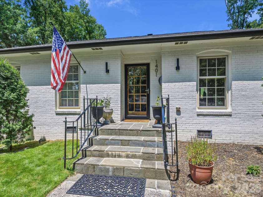 1401 Worcaster Place, Charlotte, NC 28211.  MLS# CAR4399075, YatesRealty ID 37070. Front