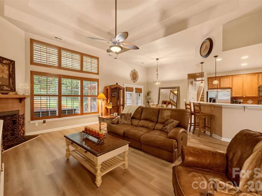 6534 Colonial Garden Drive, Huntersville, NC 28078.  MLS# CAR4399062, YatesRealty ID 37071. 