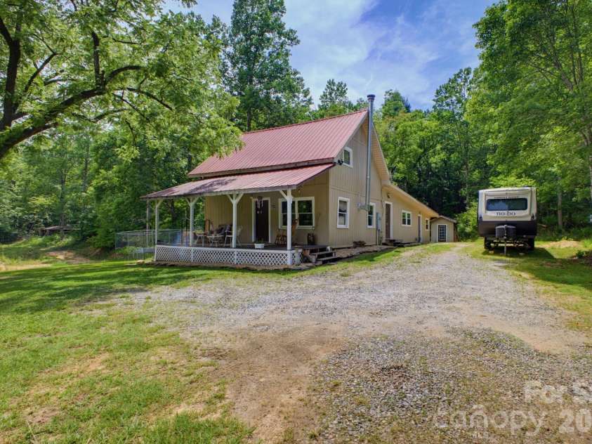 1239 McGuinn Road, Mill Spring, NC 28756.  MLS# CAR4387532, YatesRealty ID 37073. 
