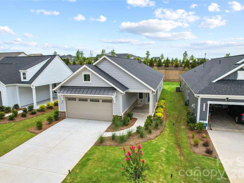2637 Headwind Court, Belmont, NC 28012.  MLS# CAR4403051, YatesRealty ID 37075. 