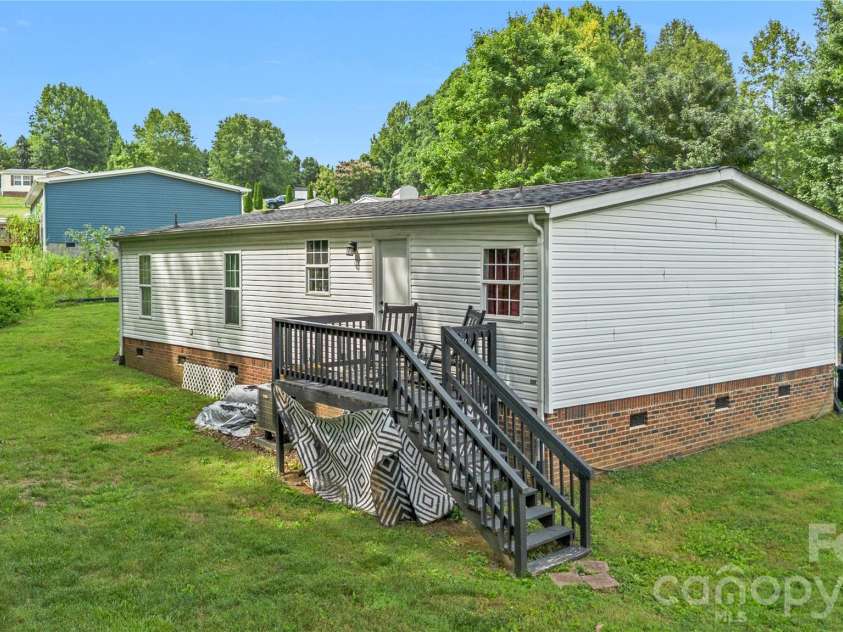 126 Samuel Circle, Moravian Falls, NC 28654.  MLS# CAR4404054, YatesRealty ID 37076. 