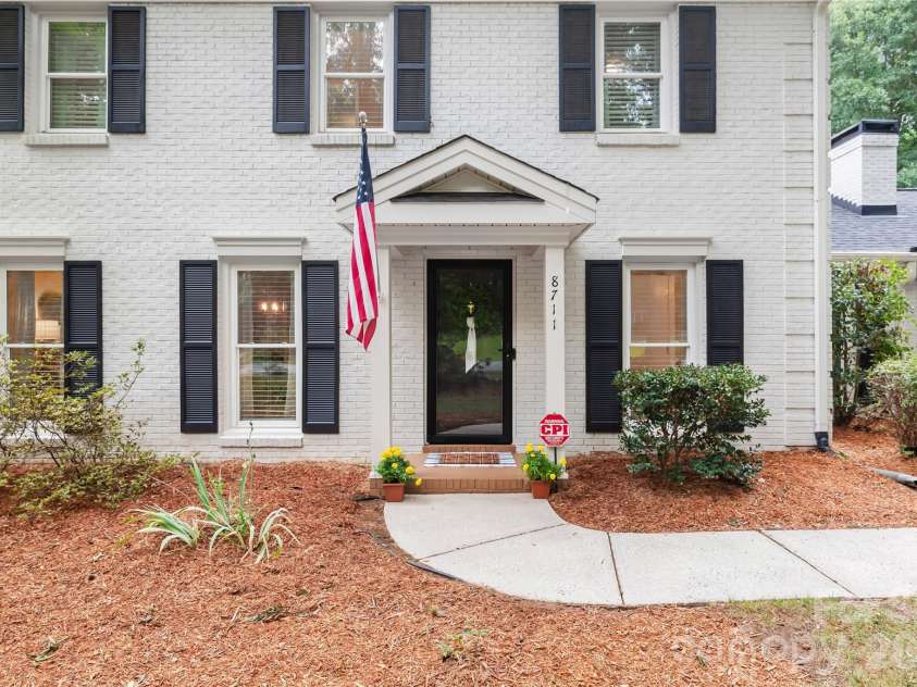 8711 Houston Ridge Road, Charlotte, NC 28277.  MLS# CAR4402954, YatesRealty ID 37077. 