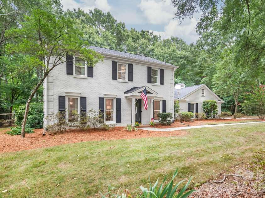 8711 Houston Ridge Road, Charlotte, NC 28277.  MLS# CAR4402954, YatesRealty ID 37077. 