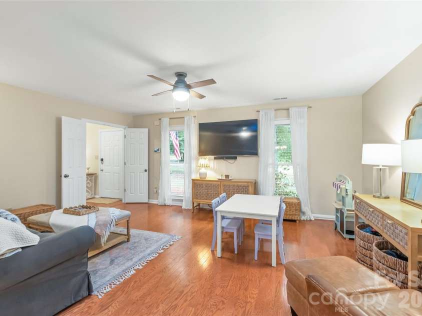 8711 Houston Ridge Road, Charlotte, NC 28277.  MLS# CAR4402954, YatesRealty ID 37077. 