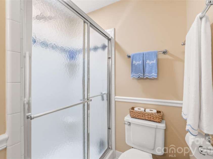 8711 Houston Ridge Road, Charlotte, NC 28277.  MLS# CAR4402954, YatesRealty ID 37077. 