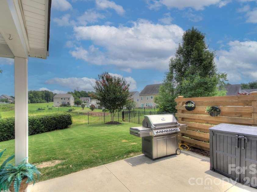 9277 Perseverance Drive, Harrisburg, NC 28075.  MLS# CAR4400342, YatesRealty ID 37078. 
