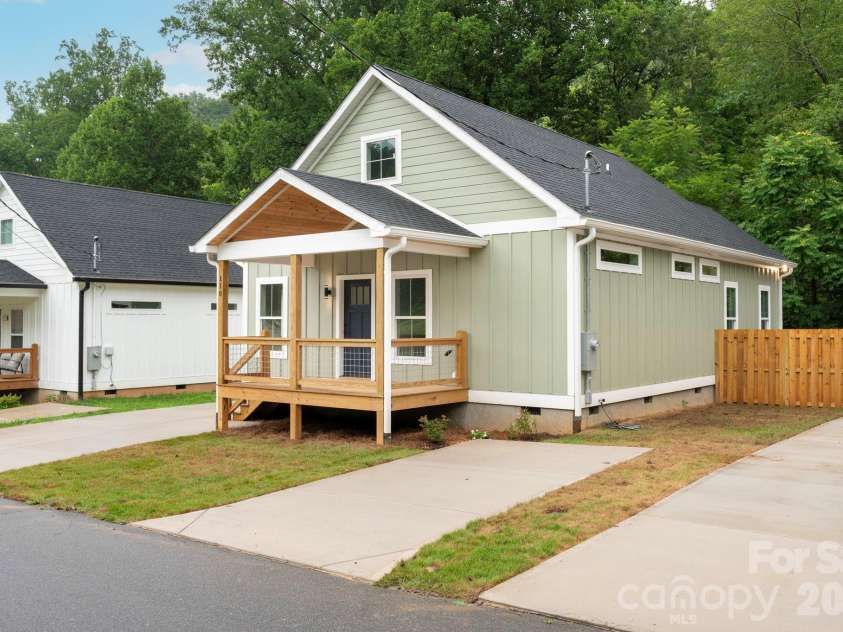 110 Orchard Street, Old Fort, NC 28762.  MLS# CAR4398956, YatesRealty ID 37079. 