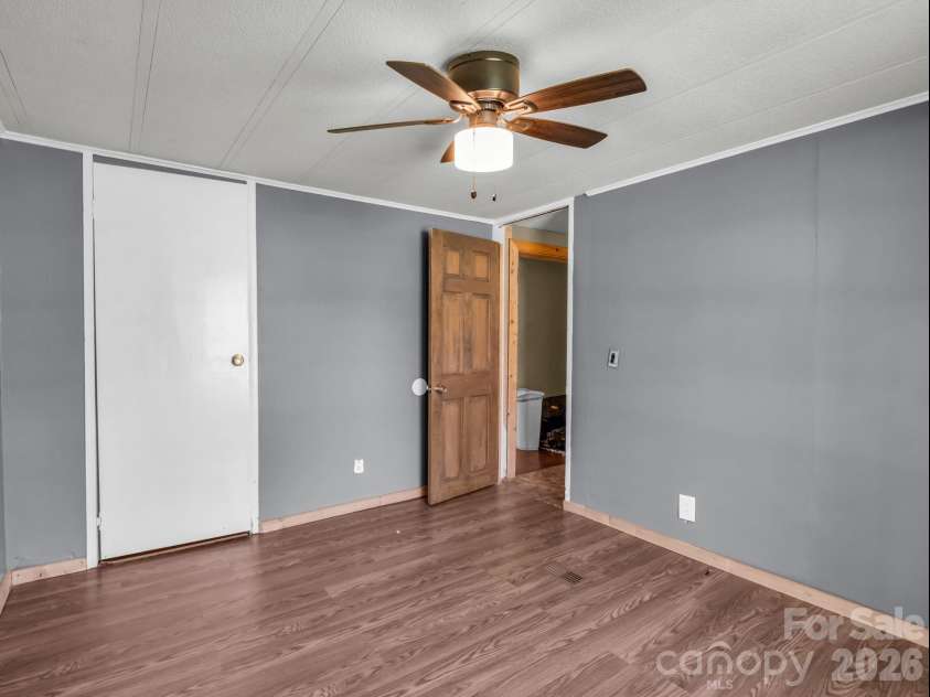 122 Hotel Hill Drive, Landrum, SC 29356.  MLS# CAR4356326, YatesRealty ID 3708. 