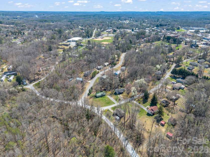 122 Hotel Hill Drive, Landrum, SC 29356.  MLS# CAR4356326, YatesRealty ID 3708. 