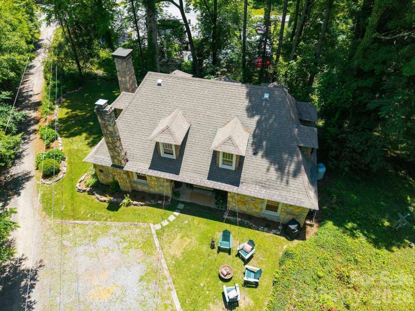 59 Warrior Road, Linville Falls, NC 28657.  MLS# CAR4399566, YatesRealty ID 37080. 