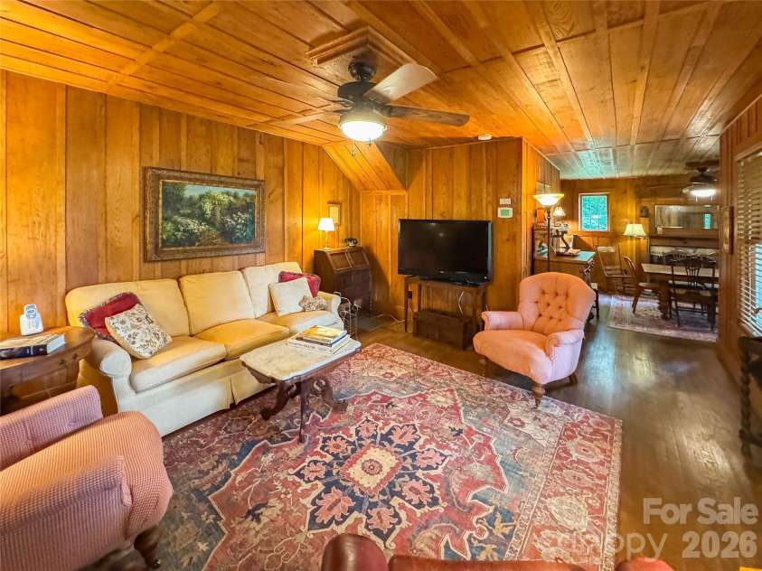 59 Warrior Road, Linville Falls, NC 28657.  MLS# CAR4399566, YatesRealty ID 37080. 