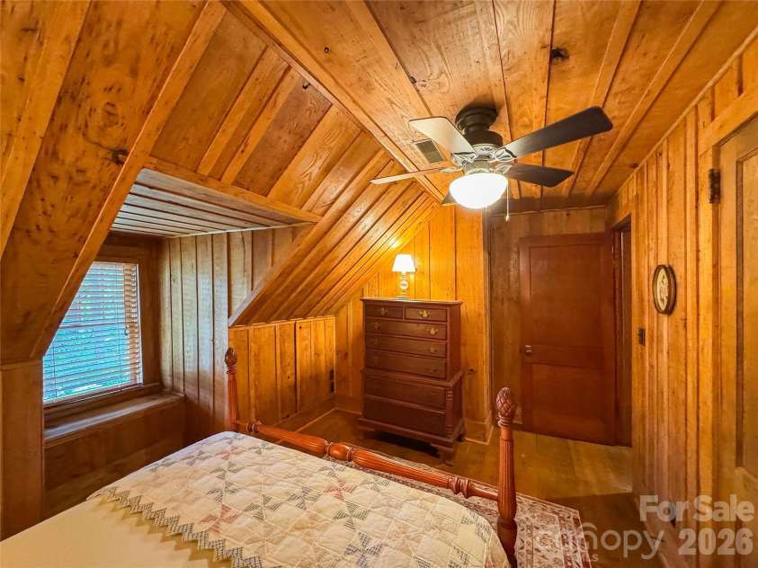 59 Warrior Road, Linville Falls, NC 28657.  MLS# CAR4399566, YatesRealty ID 37080. 