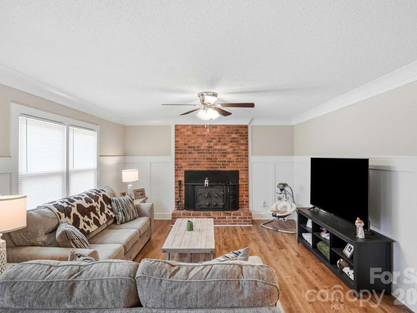 1564 Marett Boulevard Extension, Rock Hill, SC 29732.  MLS# CAR4392939, YatesRealty ID 37084. 