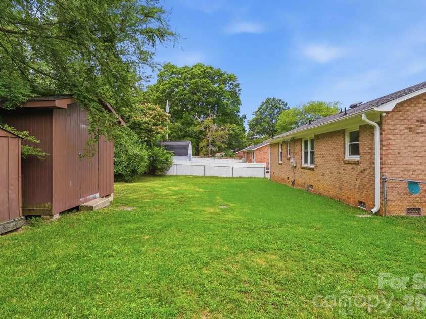 1564 Marett Boulevard Extension, Rock Hill, SC 29732.  MLS# CAR4392939, YatesRealty ID 37084. 