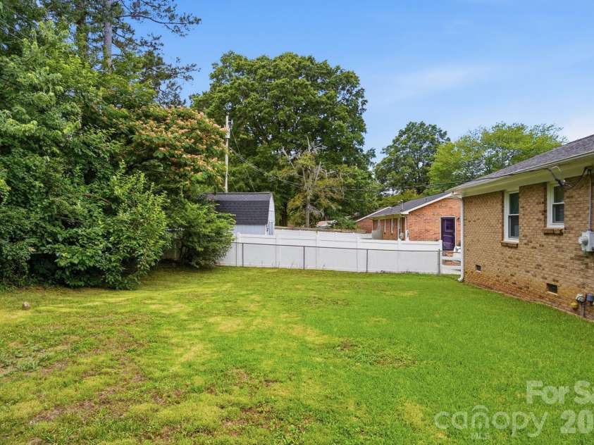 1564 Marett Boulevard Extension, Rock Hill, SC 29732.  MLS# CAR4392939, YatesRealty ID 37084. 
