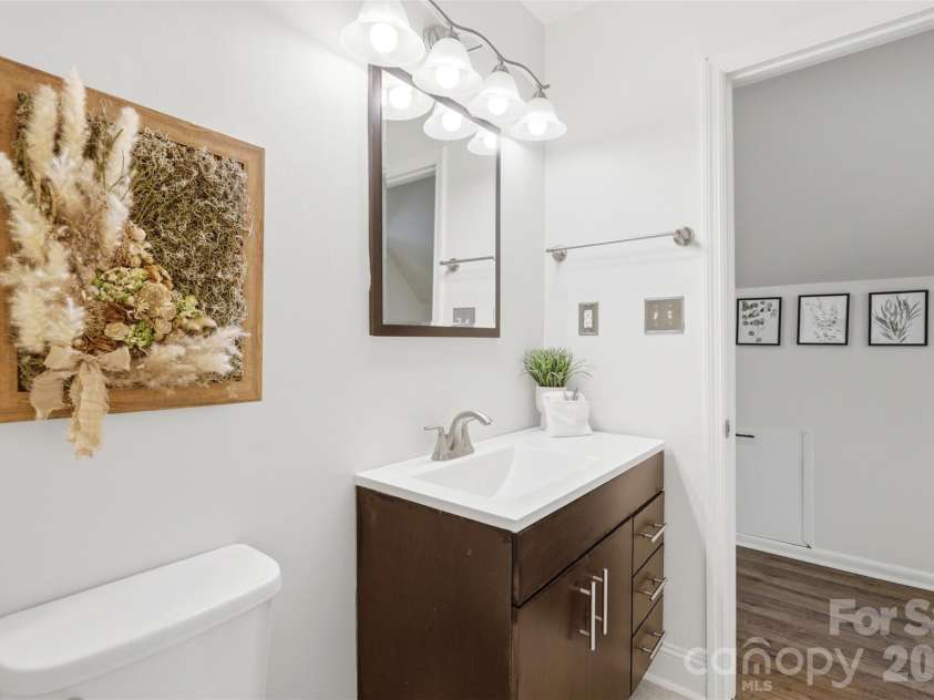 9418 Split Rail Lane, Charlotte, NC 28227.  MLS# CAR4389758, YatesRealty ID 37085. 