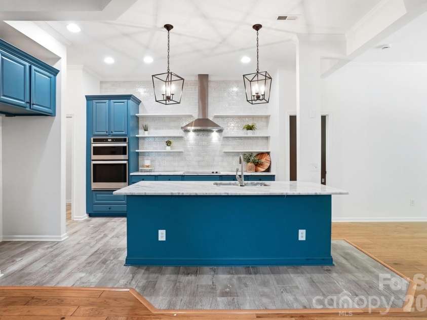3076 Streamhaven Drive, Fort Mill, SC 29707.  MLS# CAR4403200, YatesRealty ID 37089. 