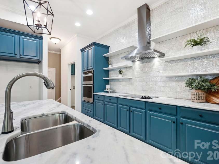 3076 Streamhaven Drive, Fort Mill, SC 29707.  MLS# CAR4403200, YatesRealty ID 37089. 