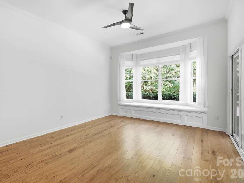 3076 Streamhaven Drive, Fort Mill, SC 29707.  MLS# CAR4403200, YatesRealty ID 37089. 