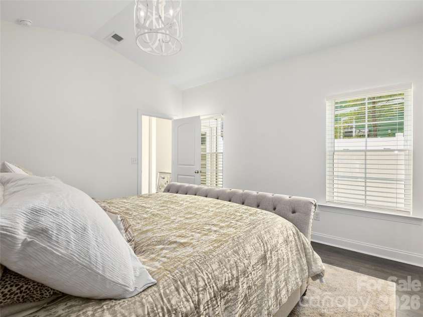 129 Cherry Springs Lane, Asheville, NC 28804.  MLS# CAR4336976, YatesRealty ID 3709. Representative Image