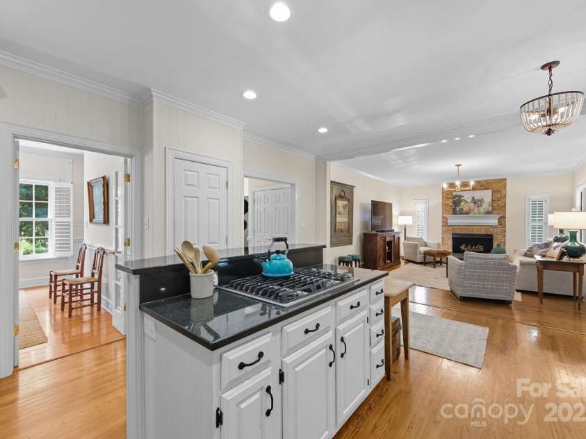 241 Pat Stough Lane, Davidson, NC 28036.  MLS# CAR4300062, YatesRealty ID 37091. 