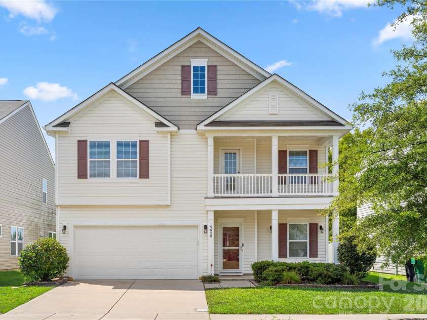 4628 Meshack Avenue, Charlotte, NC 28213.  MLS# CAR4404460, YatesRealty ID 37093. 