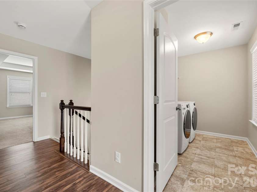 4628 Meshack Avenue, Charlotte, NC 28213.  MLS# CAR4404460, YatesRealty ID 37093. 