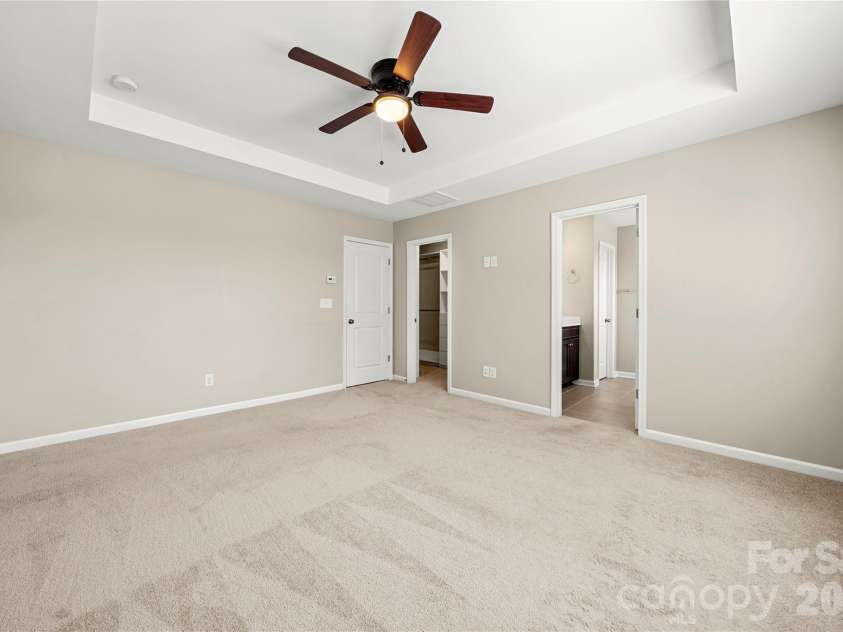 4628 Meshack Avenue, Charlotte, NC 28213.  MLS# CAR4404460, YatesRealty ID 37093. 
