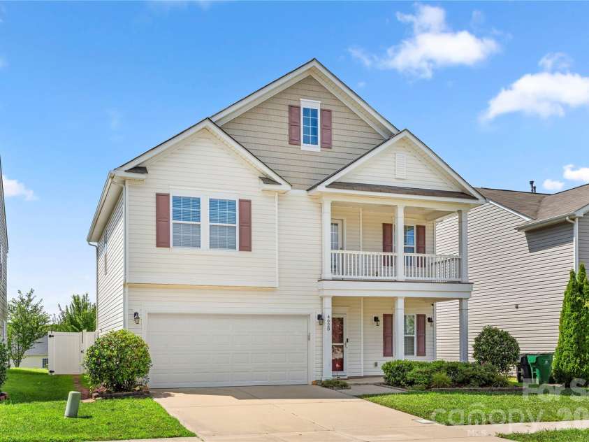 4628 Meshack Avenue, Charlotte, NC 28213.  MLS# CAR4404460, YatesRealty ID 37093. 