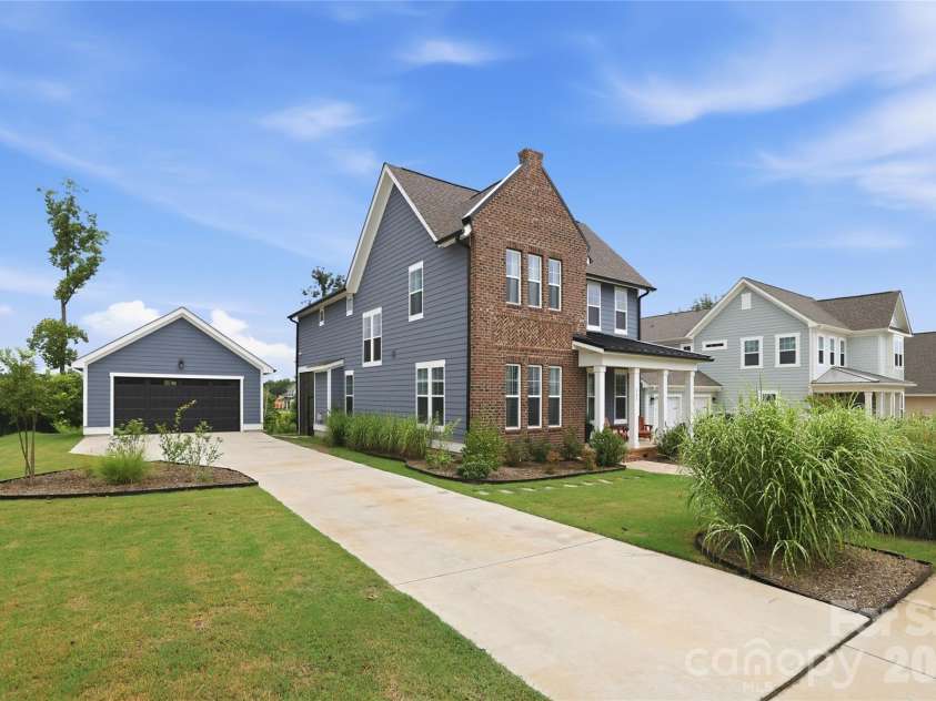 223 Parkland Avenue, Rock Hill, SC 29730.  MLS# CAR4403538, YatesRealty ID 37094. 