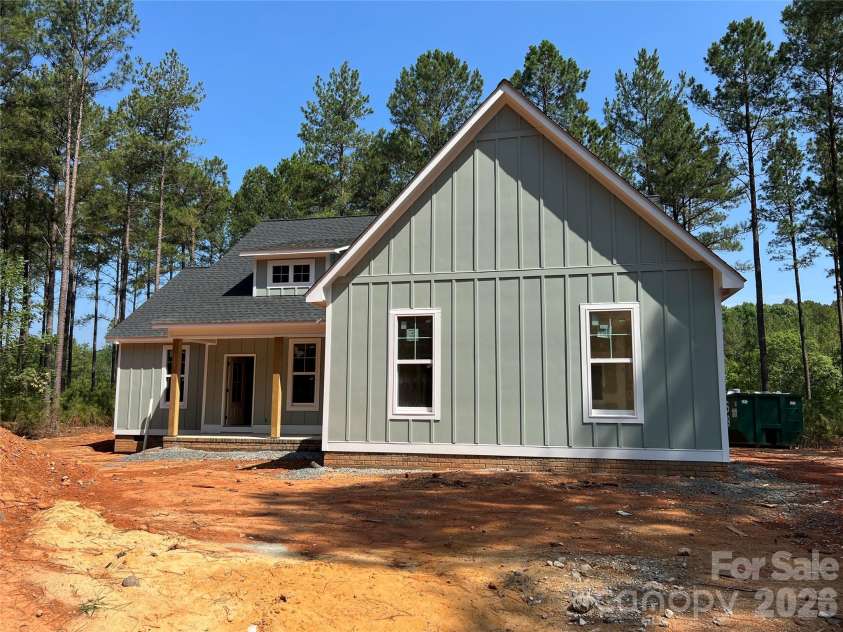 224 Plantation Way, Mount Gilead, NC 27306.  MLS# CAR4402494, YatesRealty ID 37097. 