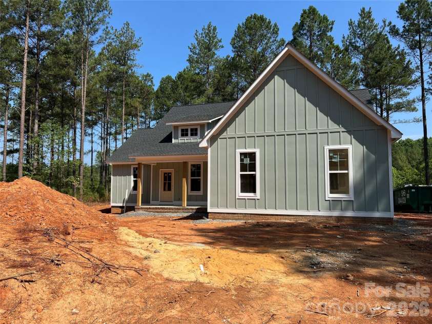 224 Plantation Way, Mount Gilead, NC 27306.  MLS# CAR4402494, YatesRealty ID 37097. 