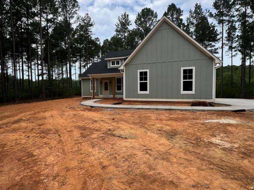 224 Plantation Way, Mount Gilead, NC 27306.  MLS# CAR4402494, YatesRealty ID 37097. 