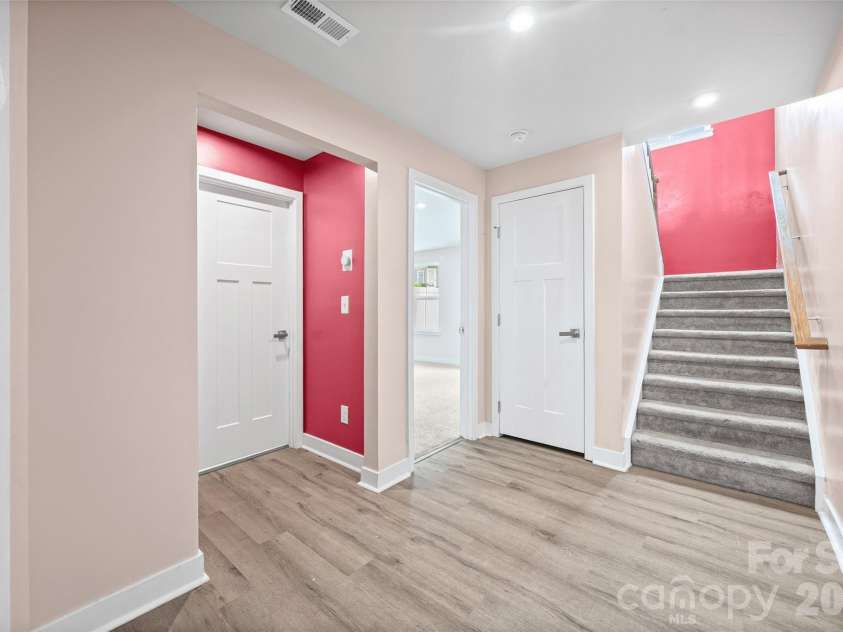 928 Portrush Lane, Tega Cay, SC 29708.  MLS# CAR4402531, YatesRealty ID 37099. 