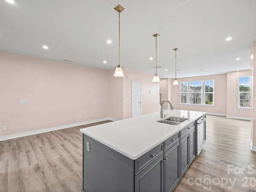 928 Portrush Lane, Tega Cay, SC 29708.  MLS# CAR4402531, YatesRealty ID 37099. 