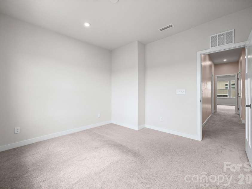 928 Portrush Lane, Tega Cay, SC 29708.  MLS# CAR4402531, YatesRealty ID 37099. 