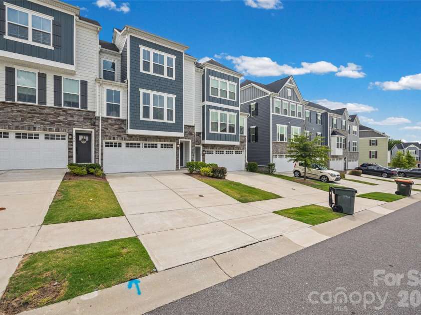 928 Portrush Lane, Tega Cay, SC 29708.  MLS# CAR4402531, YatesRealty ID 37099. 