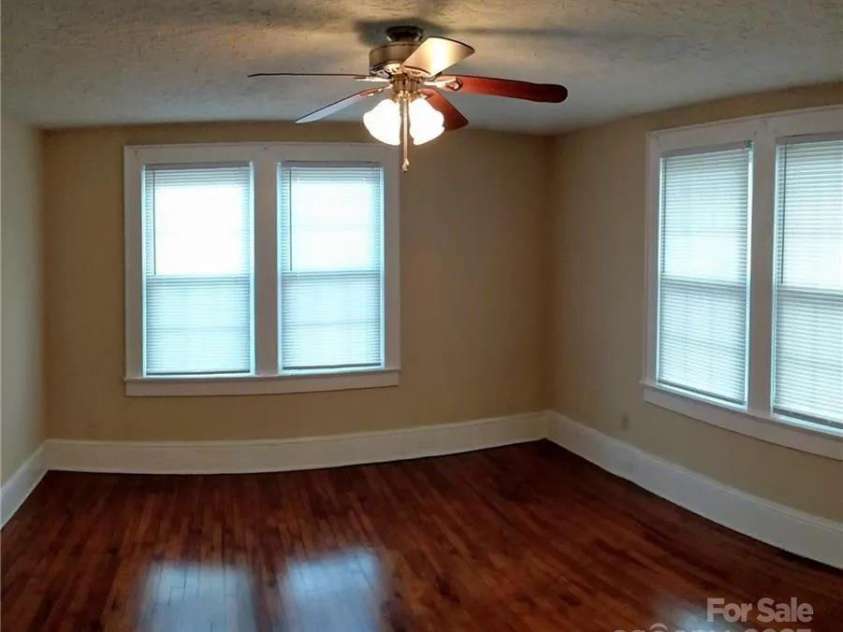 715 Marion Street, Shelby, NC 28150.  MLS# CAR4315155, YatesRealty ID 371. 