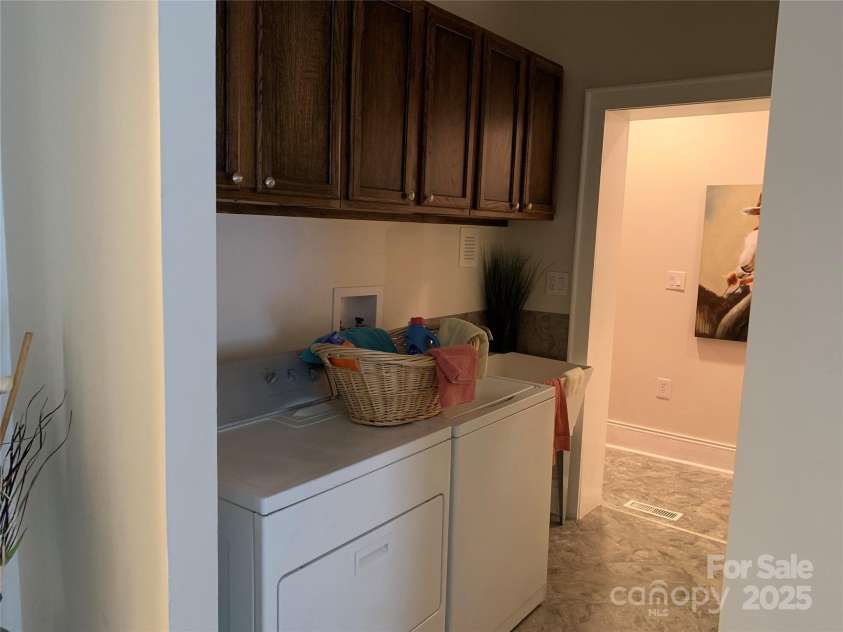 715 Marion Street, Shelby, NC 28150.  MLS# CAR4315155, YatesRealty ID 371. 