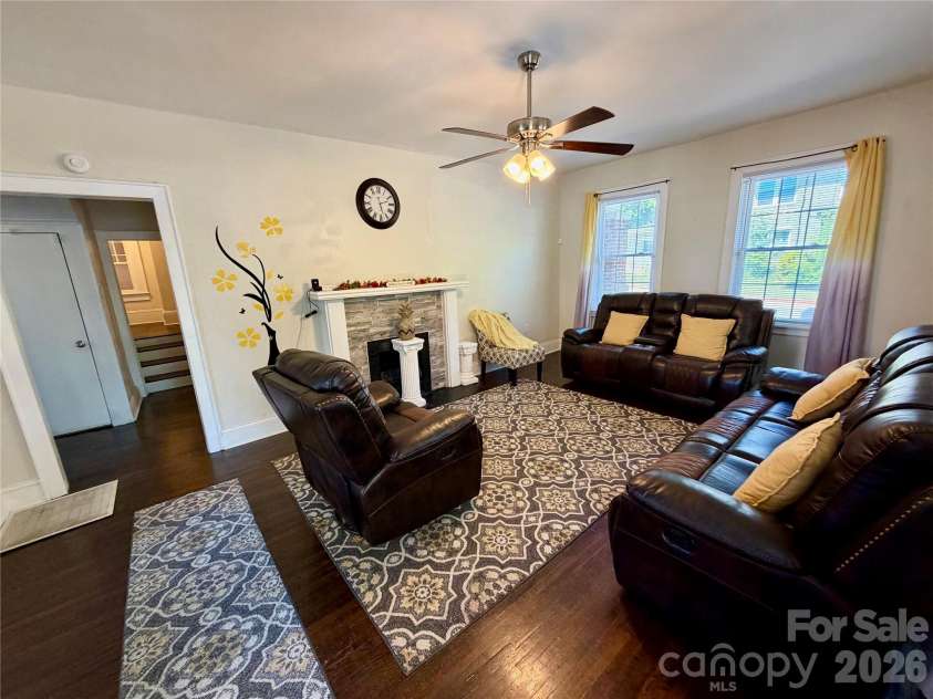 715 Marion Street, Shelby, NC 28150.  MLS# CAR4387396, YatesRealty ID 371. 