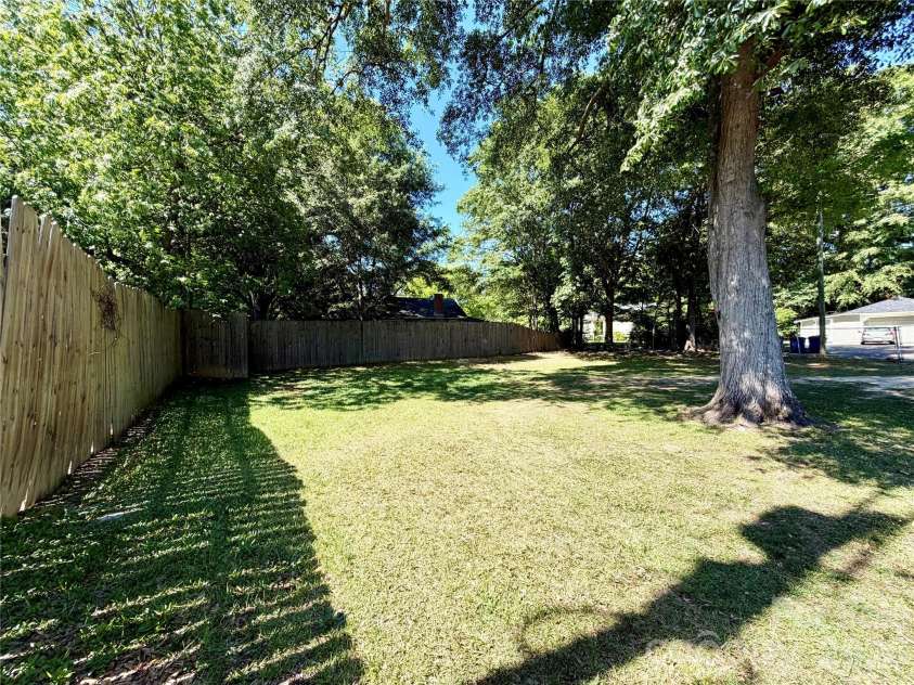 715 Marion Street, Shelby, NC 28150.  MLS# CAR4387396, YatesRealty ID 371. 