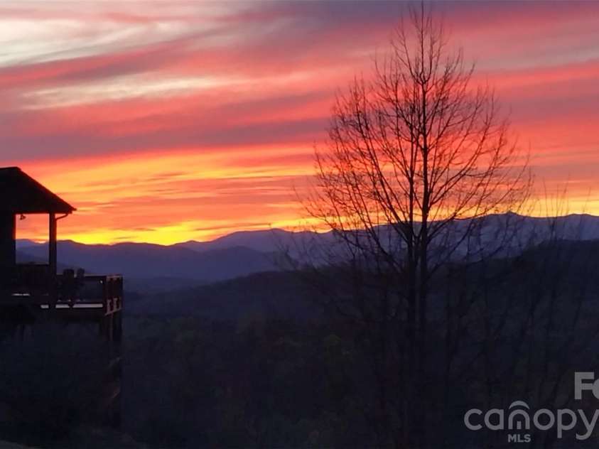 2262 Grandview Peaks Drive, Nebo, NC 28761.  MLS# CAR4355618, YatesRealty ID 3710. 
